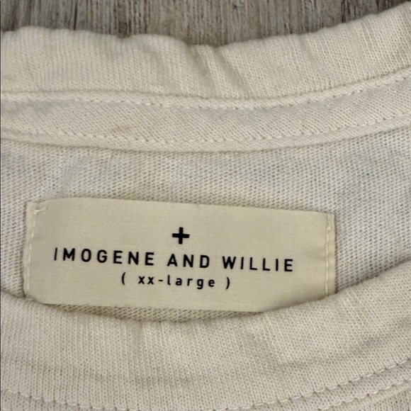 imogene + willie Cream Tee with Green Print - Picture 2 of 2